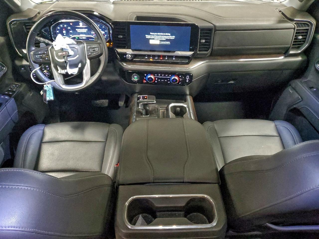 2023 GMC Sierra K1500 slt