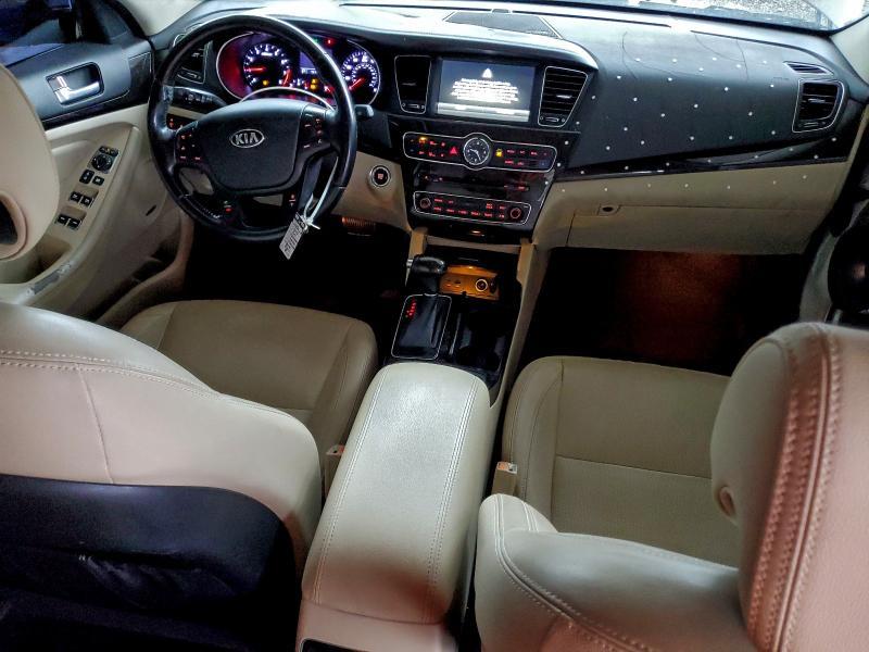 2015 KIA Cadenza Premium