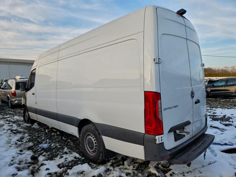 2023 Mercedes-Benz Sprinter 2