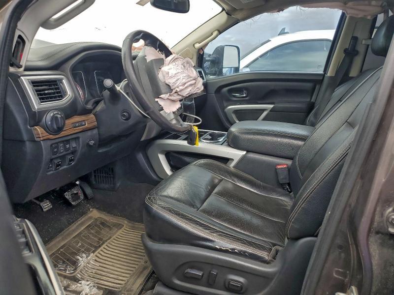 2017 Nissan Titan xd sl