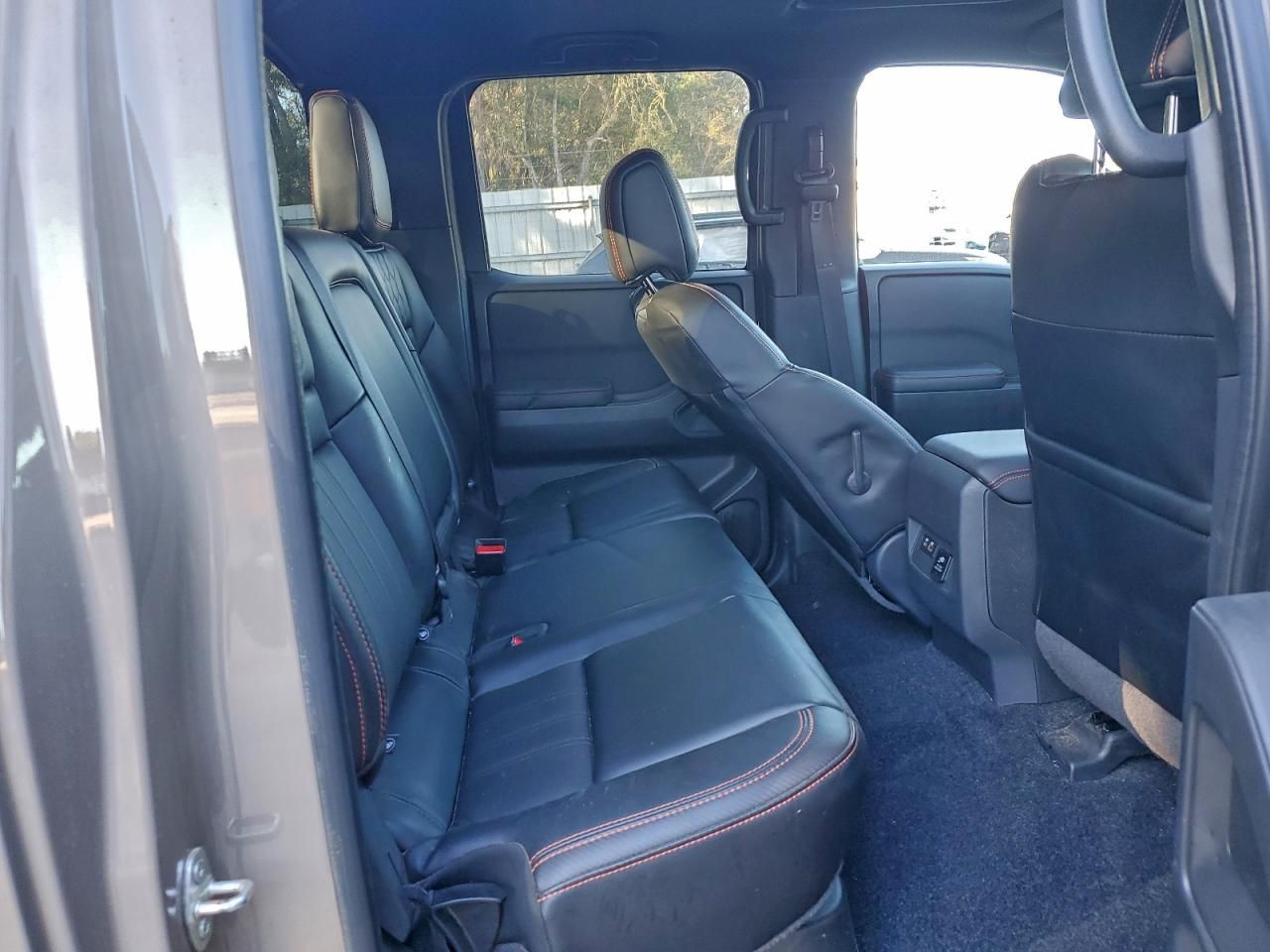 2024 Nissan Frontier s