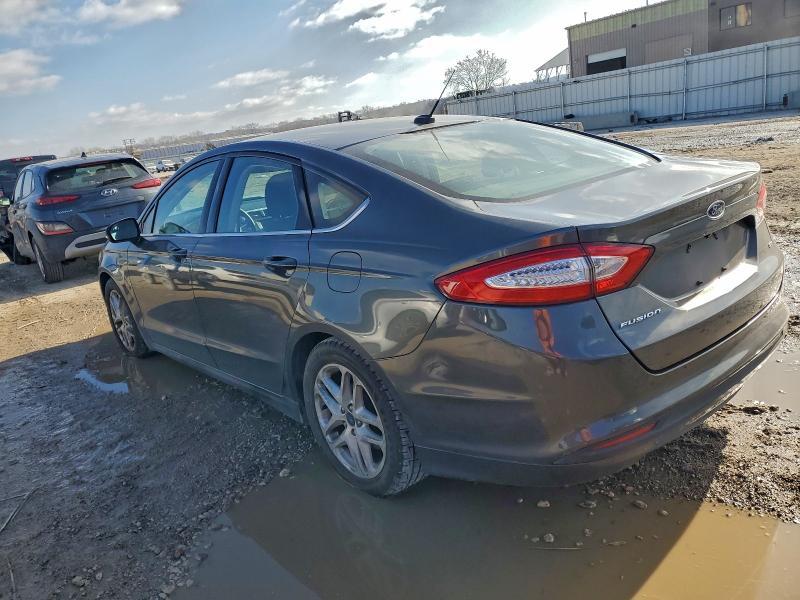 2015 Ford Fusion se