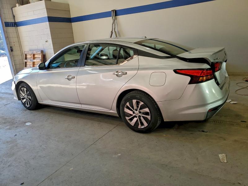 2019 Nissan Altima s