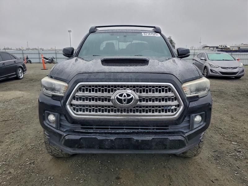 2017 Toyota Tacoma Double cab