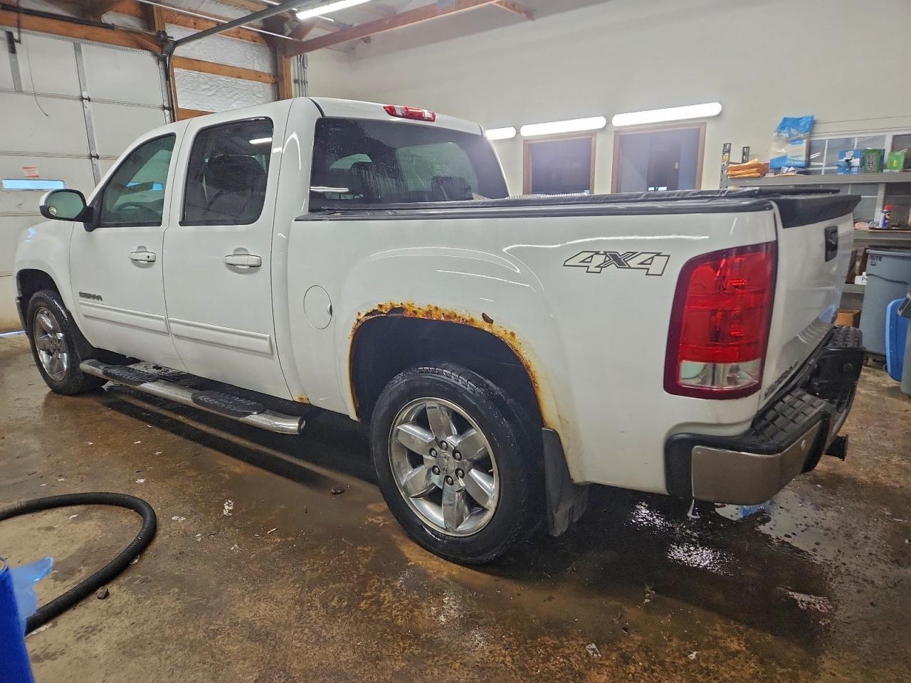 2013 GMC Sierra K1500 slt