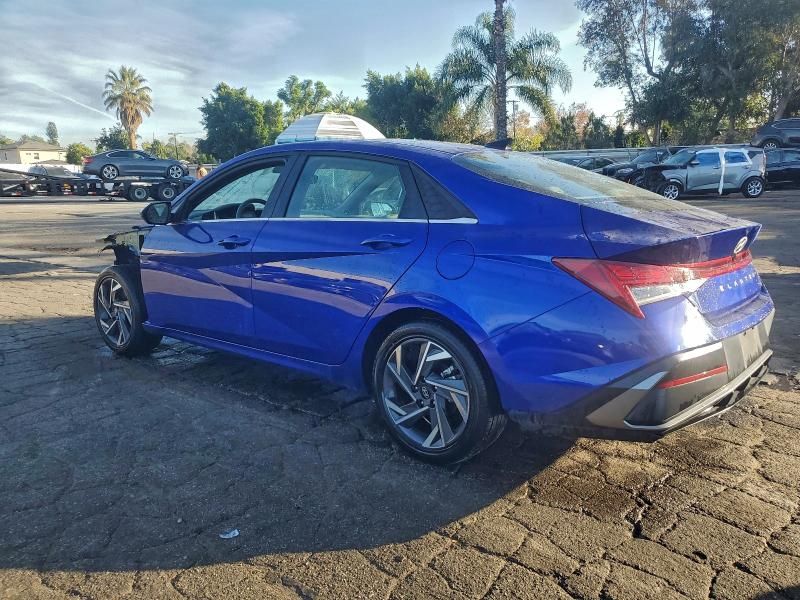 2025 Hyundai Elantra sel Convenience