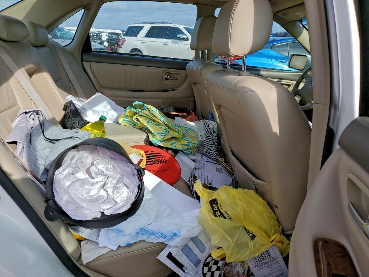 2004 Toyota Avalon xl