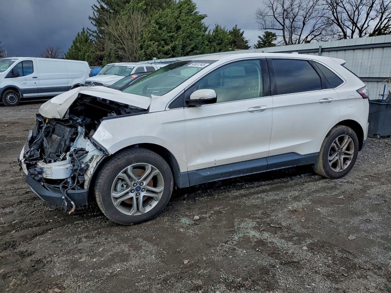 2017 Ford Edge Titanium