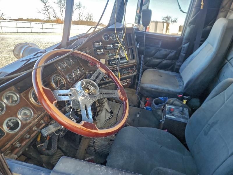 1996 Freightliner Conventional Semi Truck