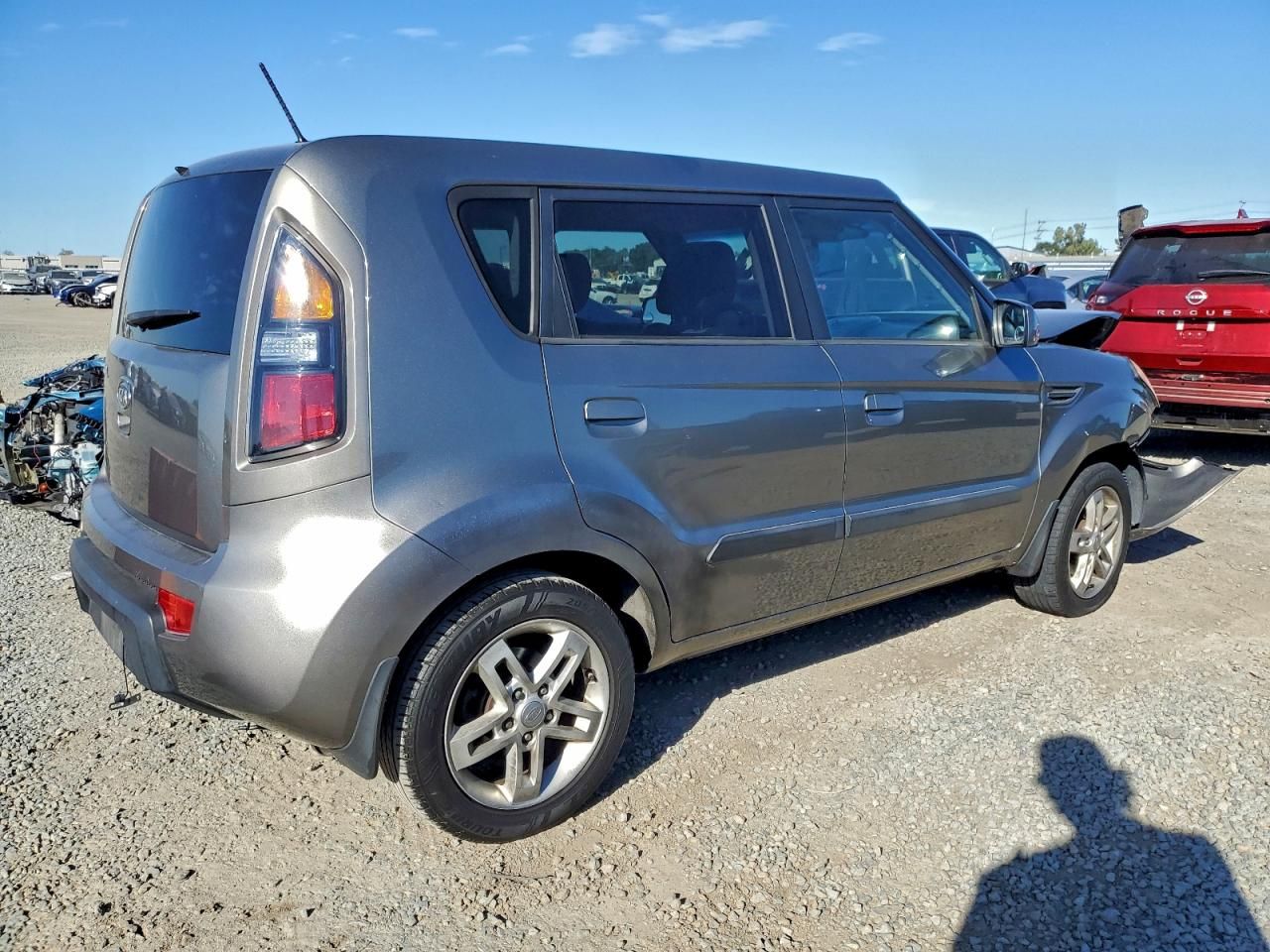 2010 KIA Soul +
