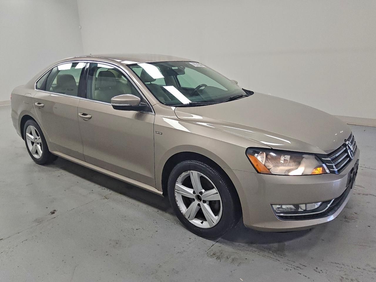 2015 Volkswagen Passat s