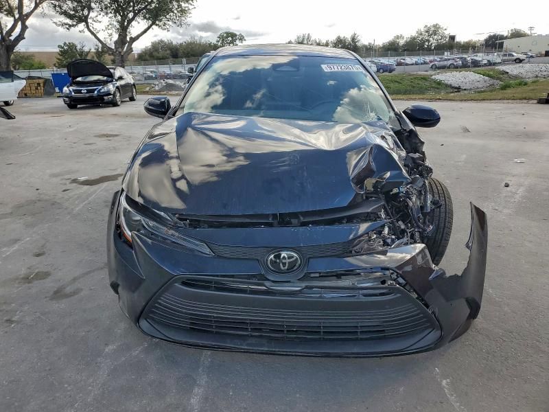 2025 Toyota Corolla le