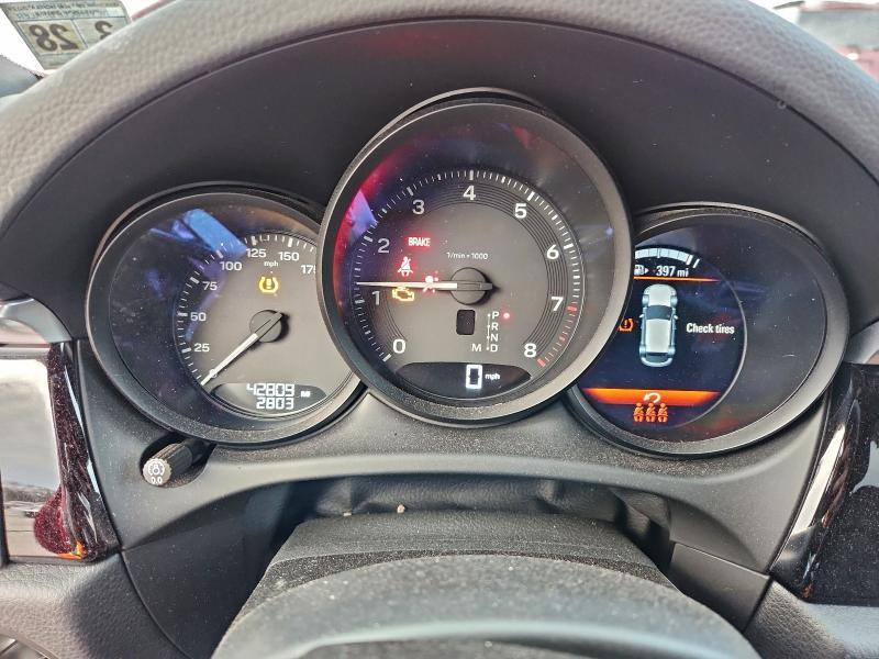 2023 Porsche Macan Base