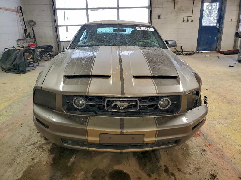 2005 Ford Mustang