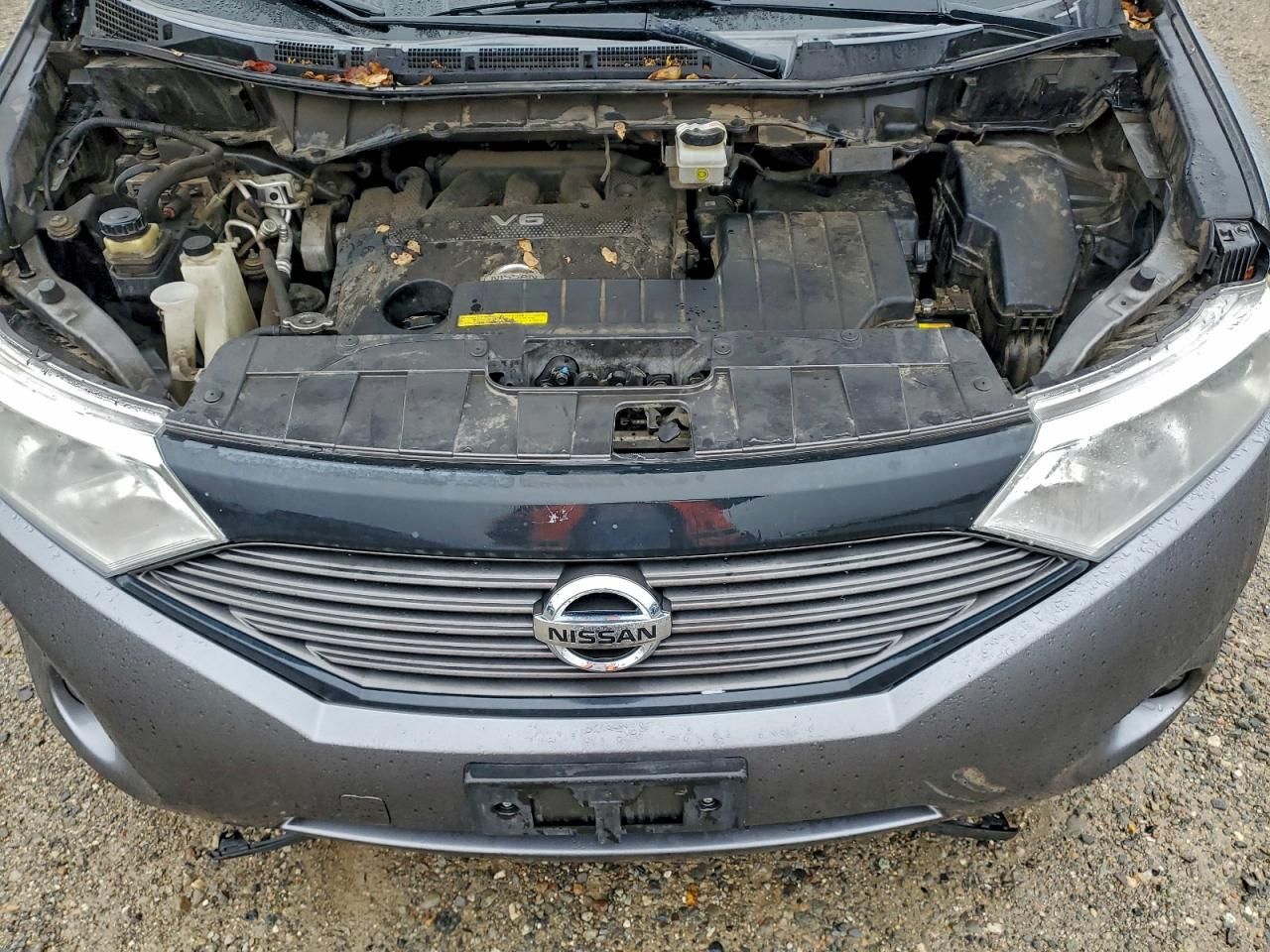 2015 Nissan Quest s