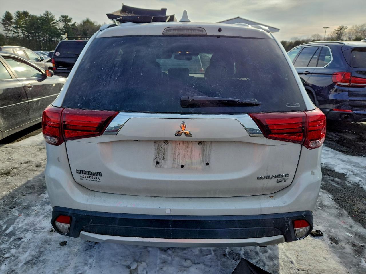 2018 Mitsubishi Outlander gt