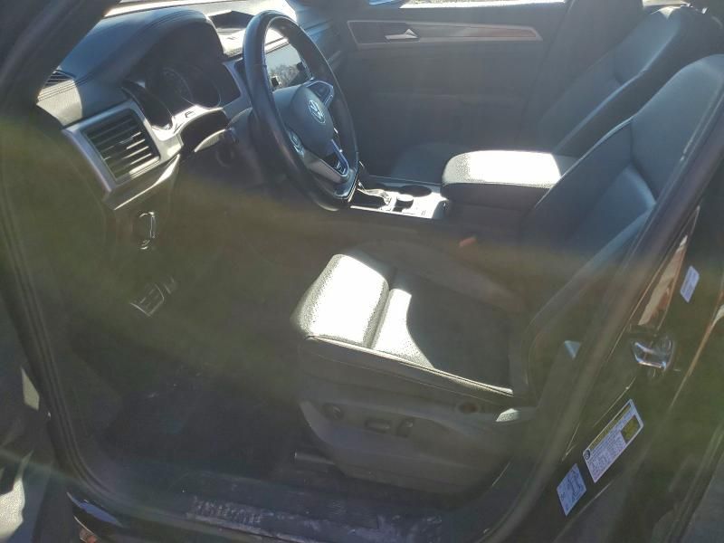 2020 Volkswagen Atlas Cross Sport se