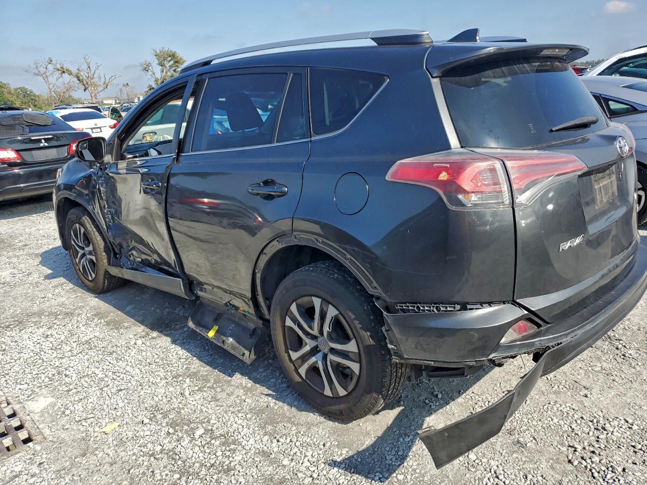 2016 Toyota Rav4 le