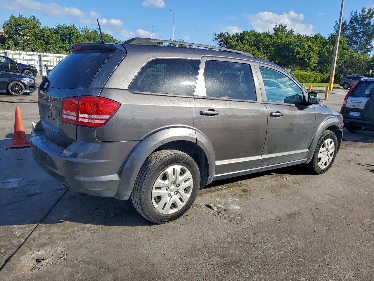2020 Dodge Journey se
