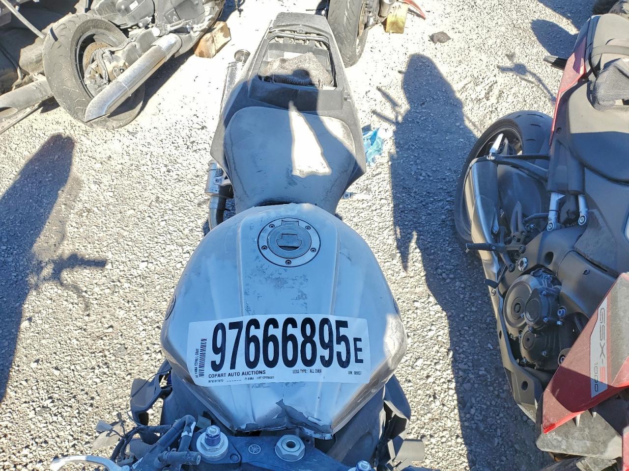 2003 Yamaha YZFR6 L