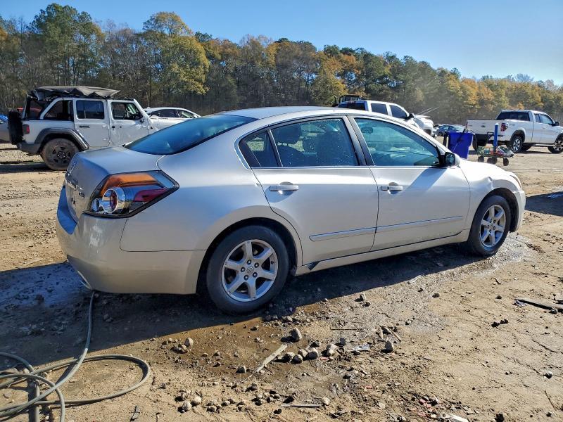 2011 Nissan Altima Base