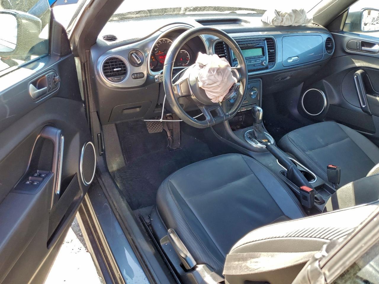 2013 Volkswagen Beetle