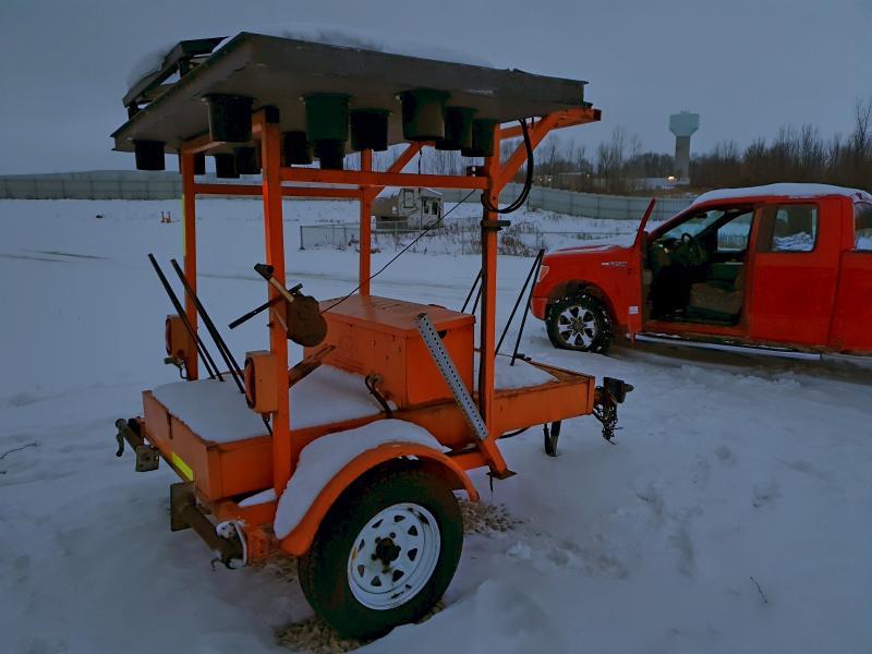 1999 TRA 1999 Team Fenex Arrow Board Trailer