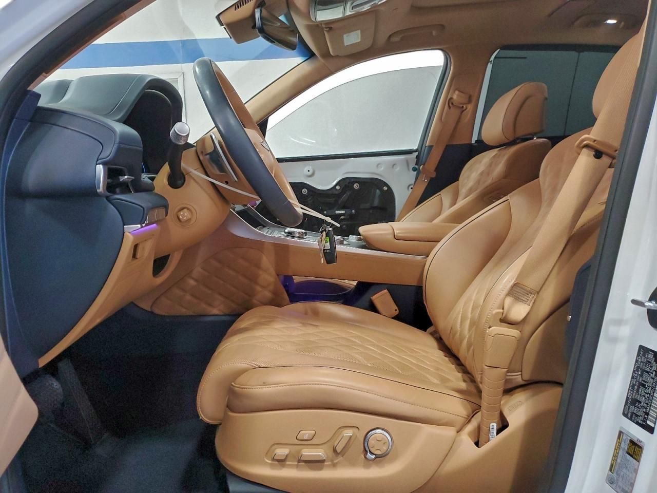 2023 Genesis Gv80 Base