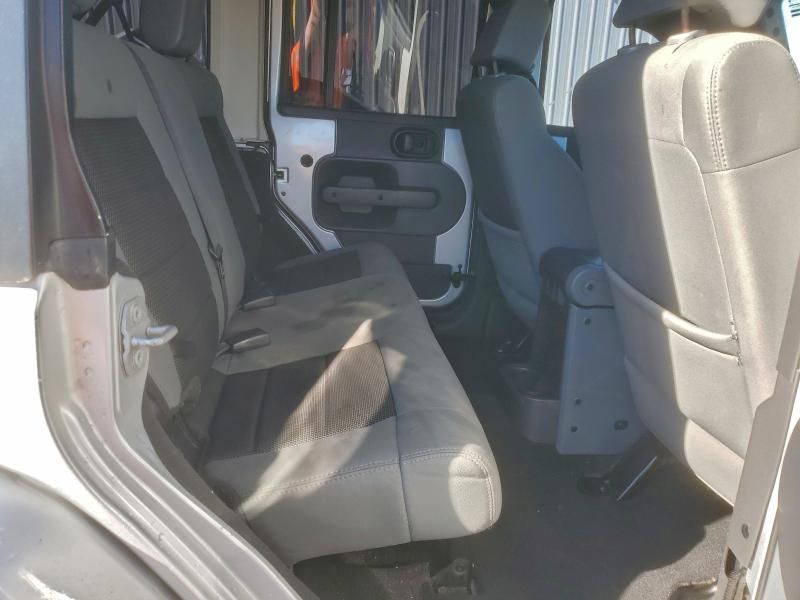 2010 Jeep Wrangler Unlimited Sahara