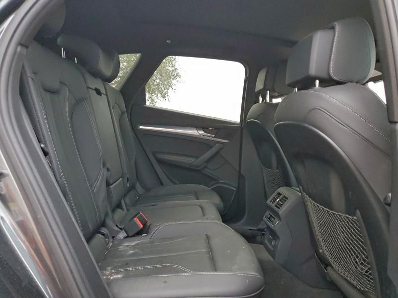 2024 Audi Q5 Premium Plus 45