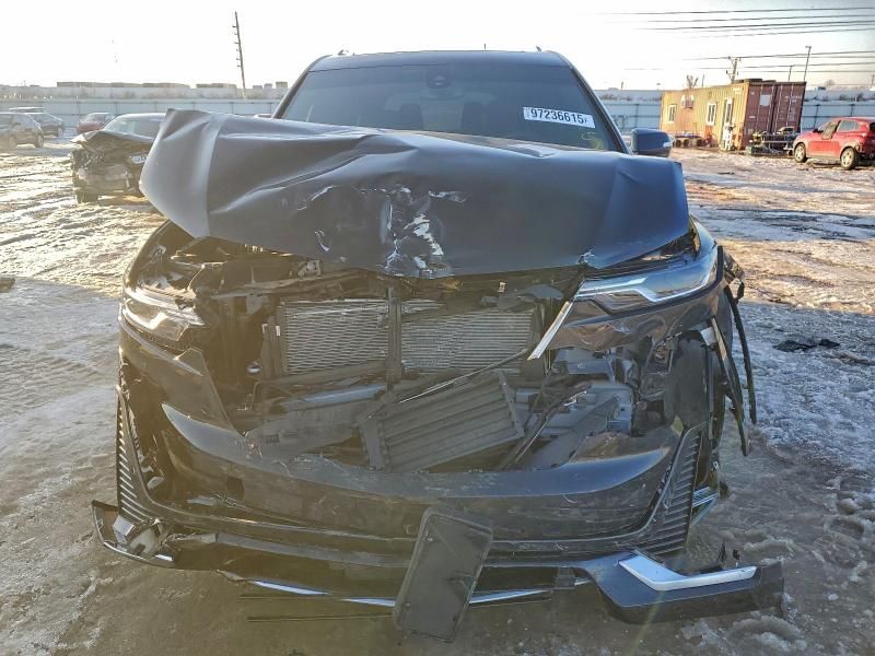 2024 Cadillac XT6 Luxury