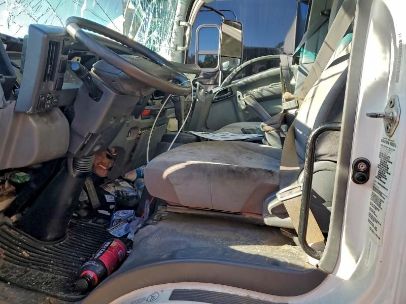 2016 Chevrolet 4500 BOX Truck