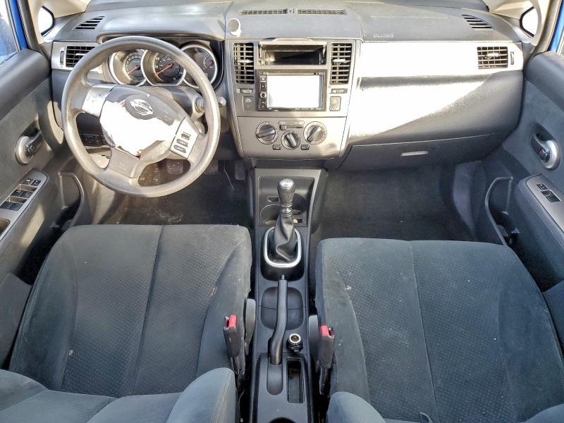 2010 Nissan Versa s