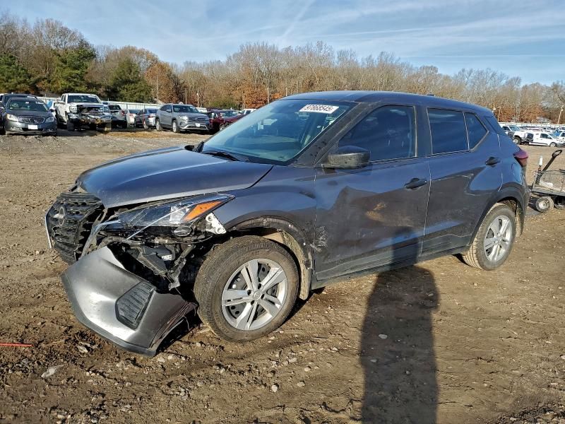 2024 Nissan Kicks s