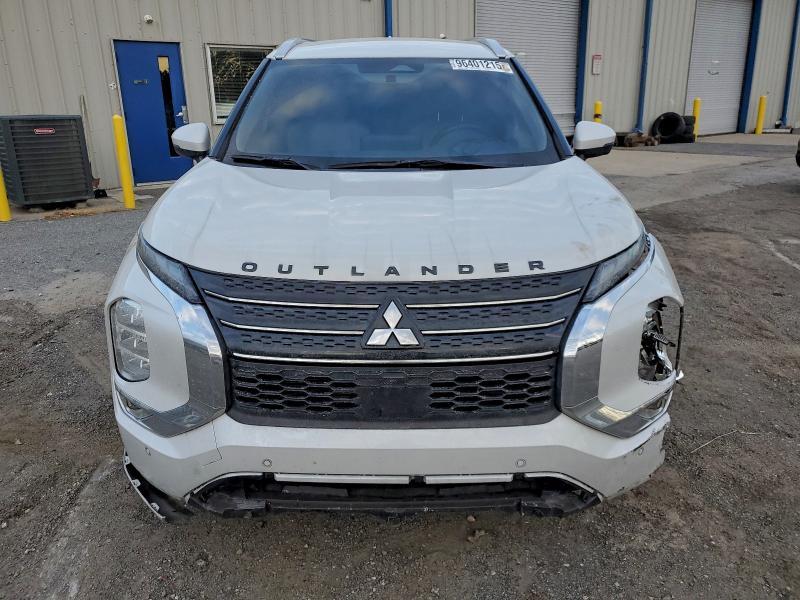 2023 Mitsubishi Outlander sel