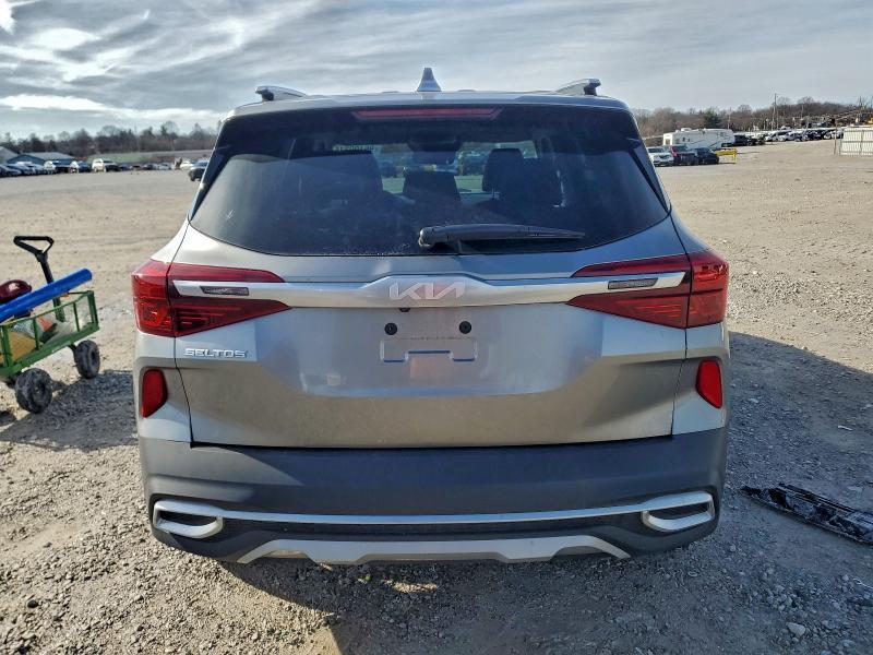 2023 KIA Seltos s
