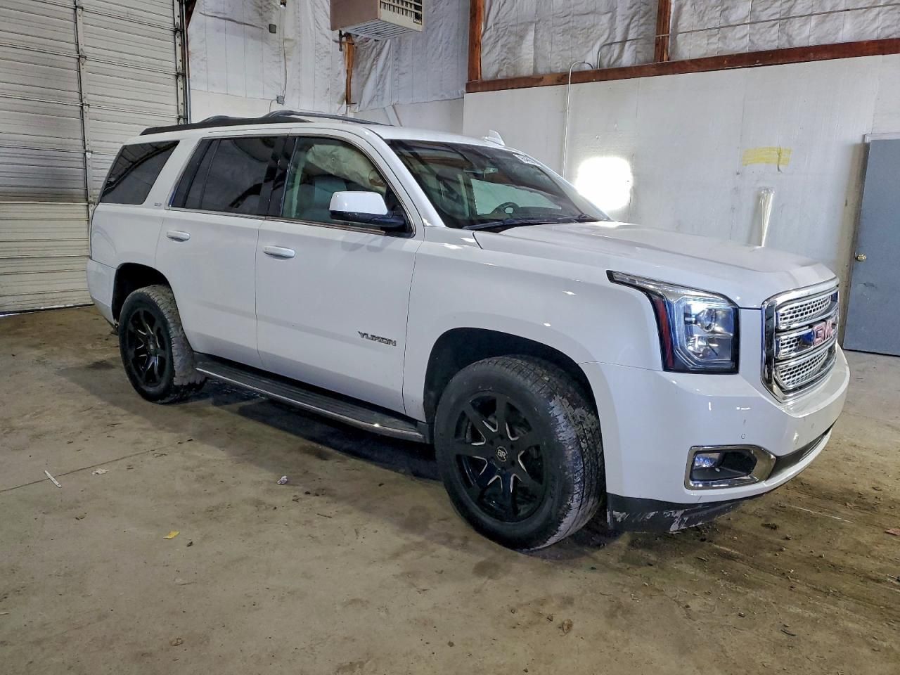 2019 GMC Yukon slt