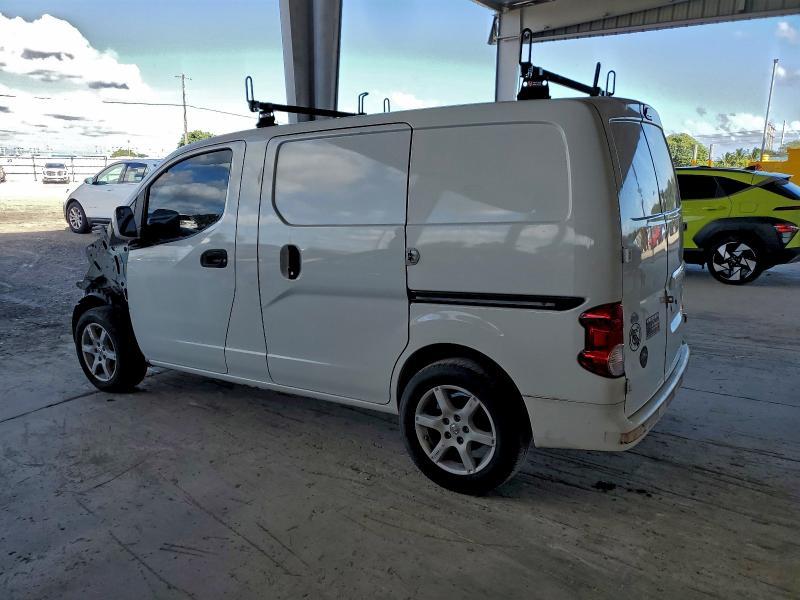 2020 Niss Nv200