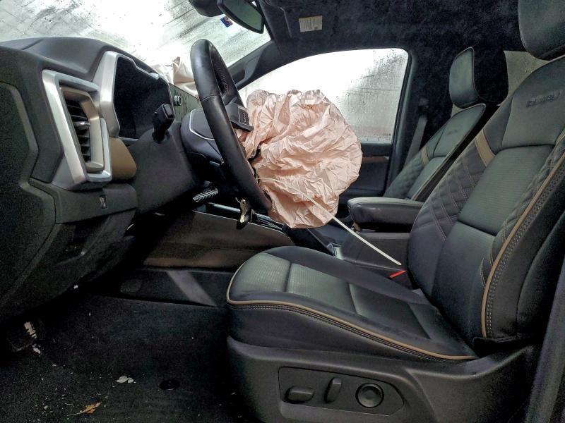 2025 GMC Canyon Denali