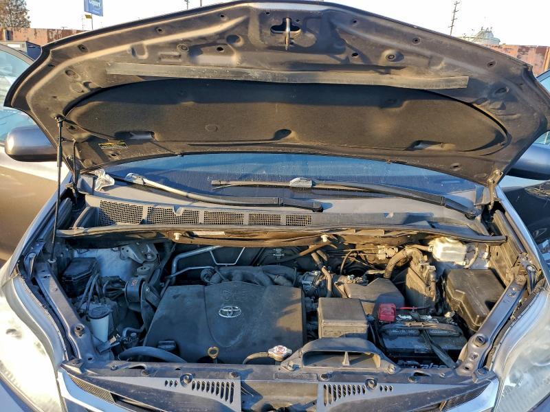 2019 Toyota Sienna xle