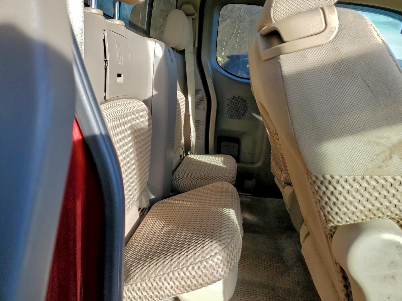 2014 Nissan Frontier S