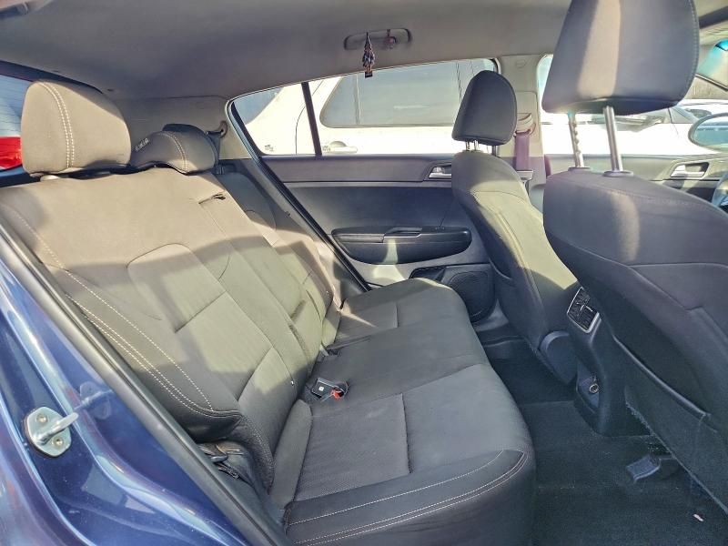 2022 KIA Sportage lx