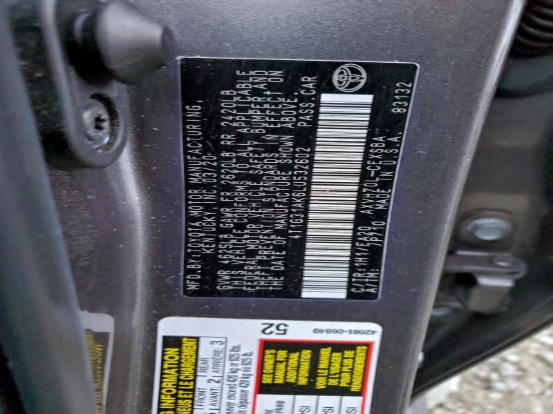 2020 Toyota Camry se