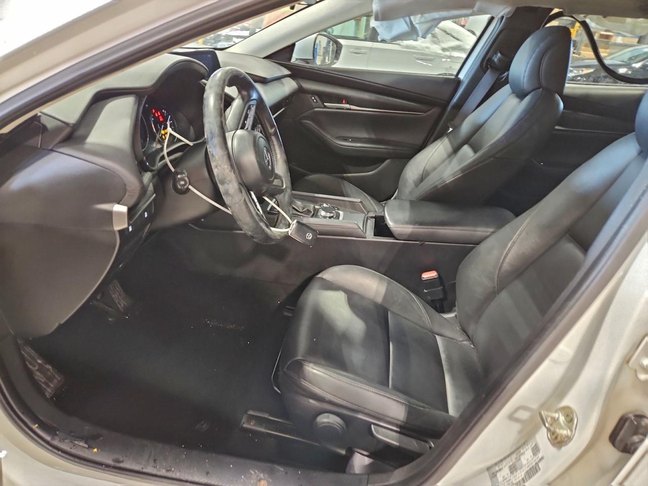 2021 Mazda 3 Select