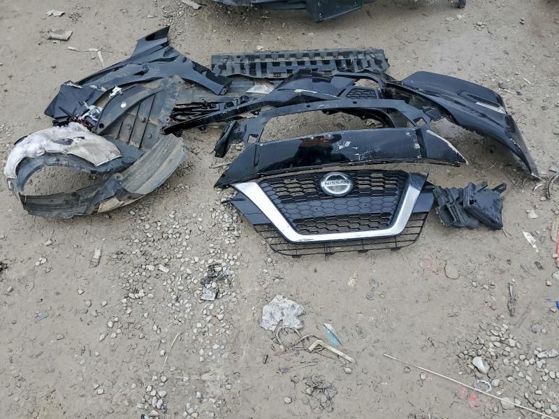 2021 Nissan Altima sv