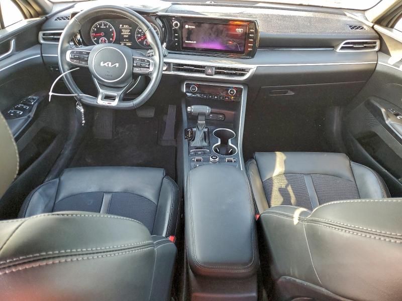 2022 KIA K5 gt Line