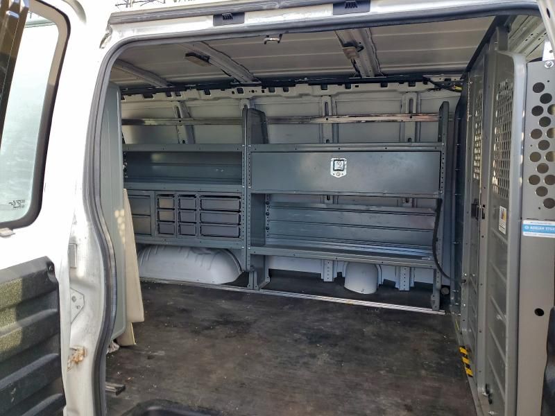 2018 GMC Savana G3500