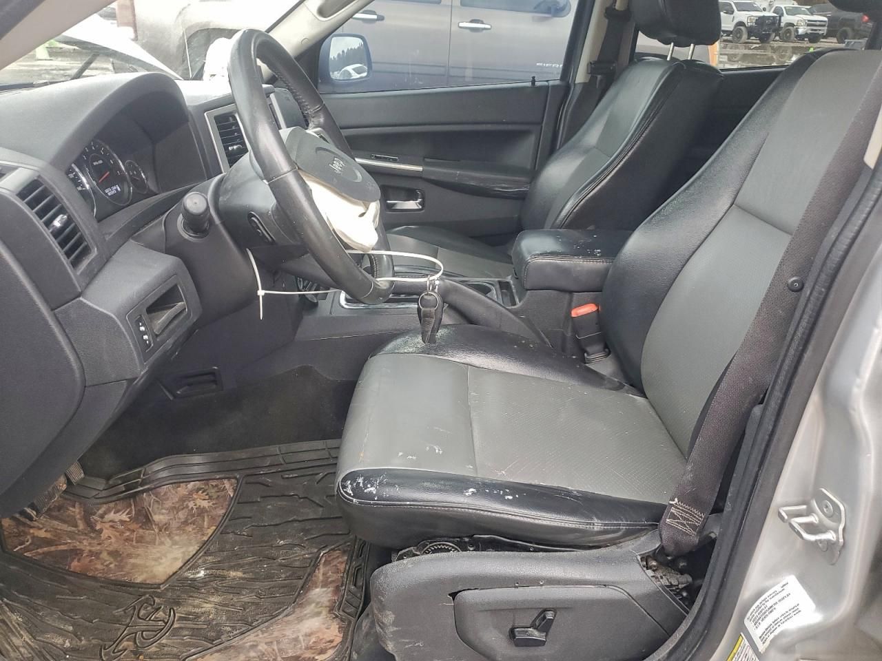 2010 Jeep Grand Cherokee Laredo