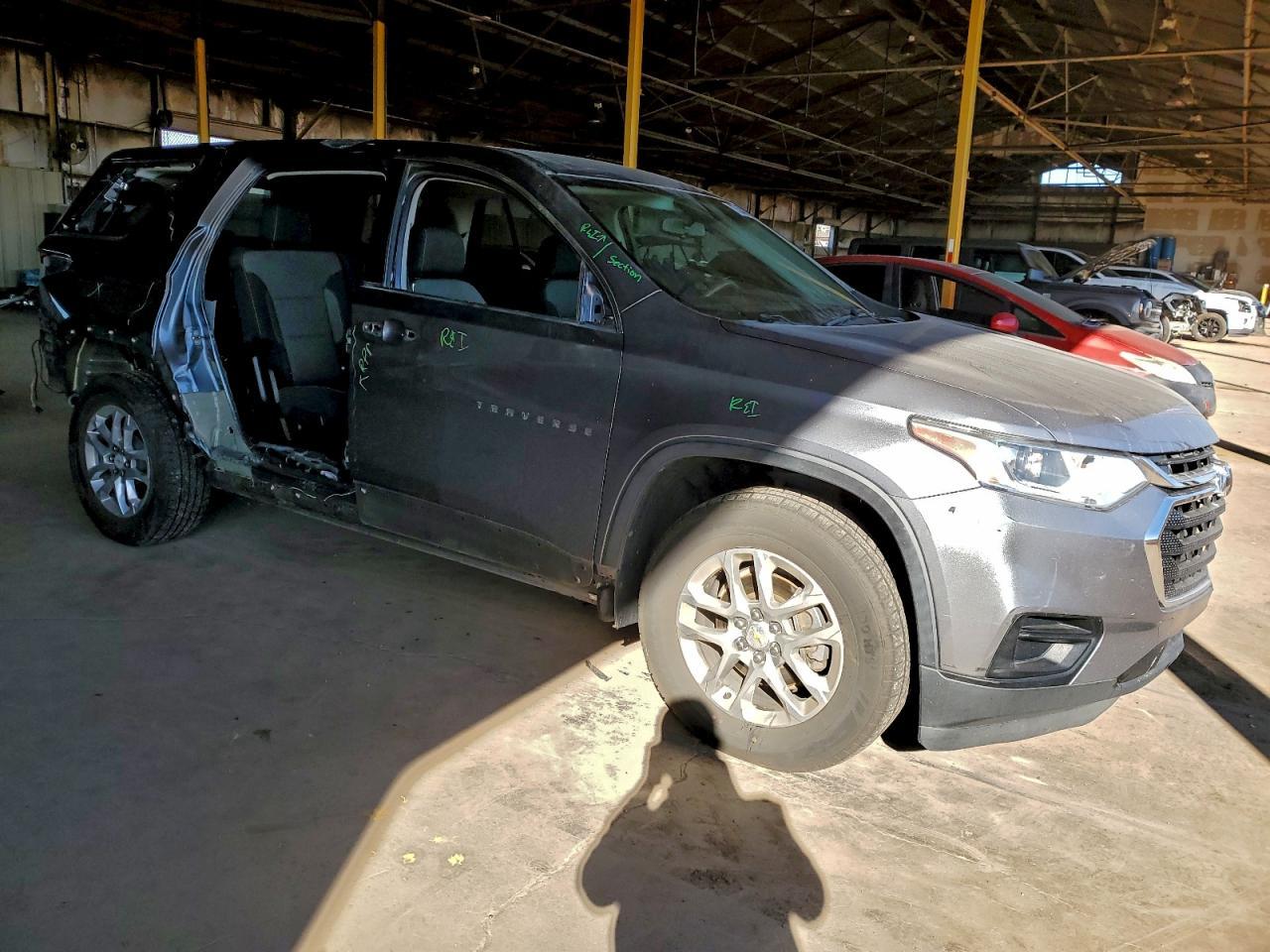 2020 Chevrolet Traverse ls