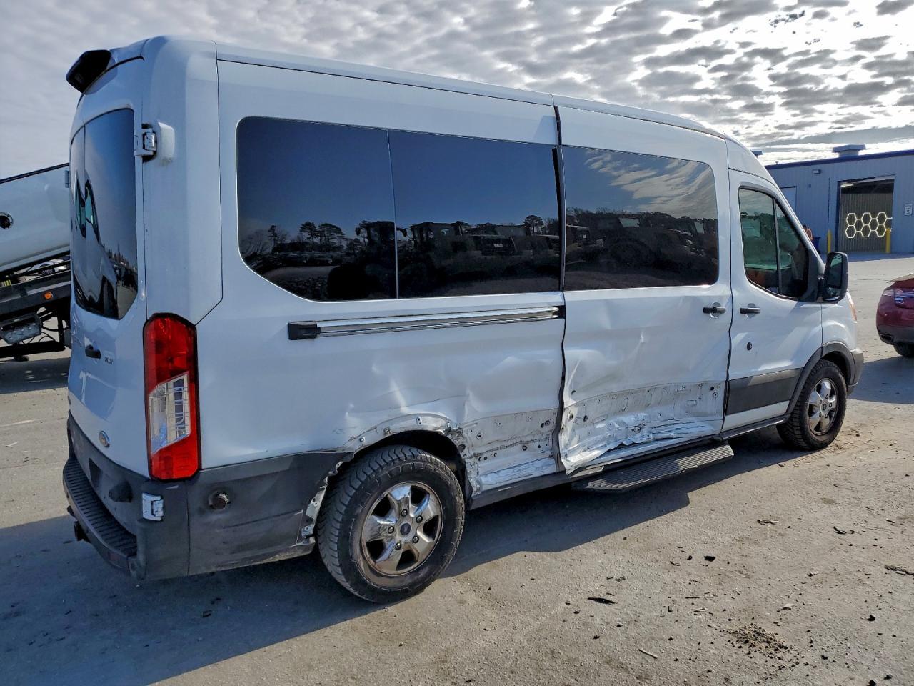 2019 Ford Transit T-350